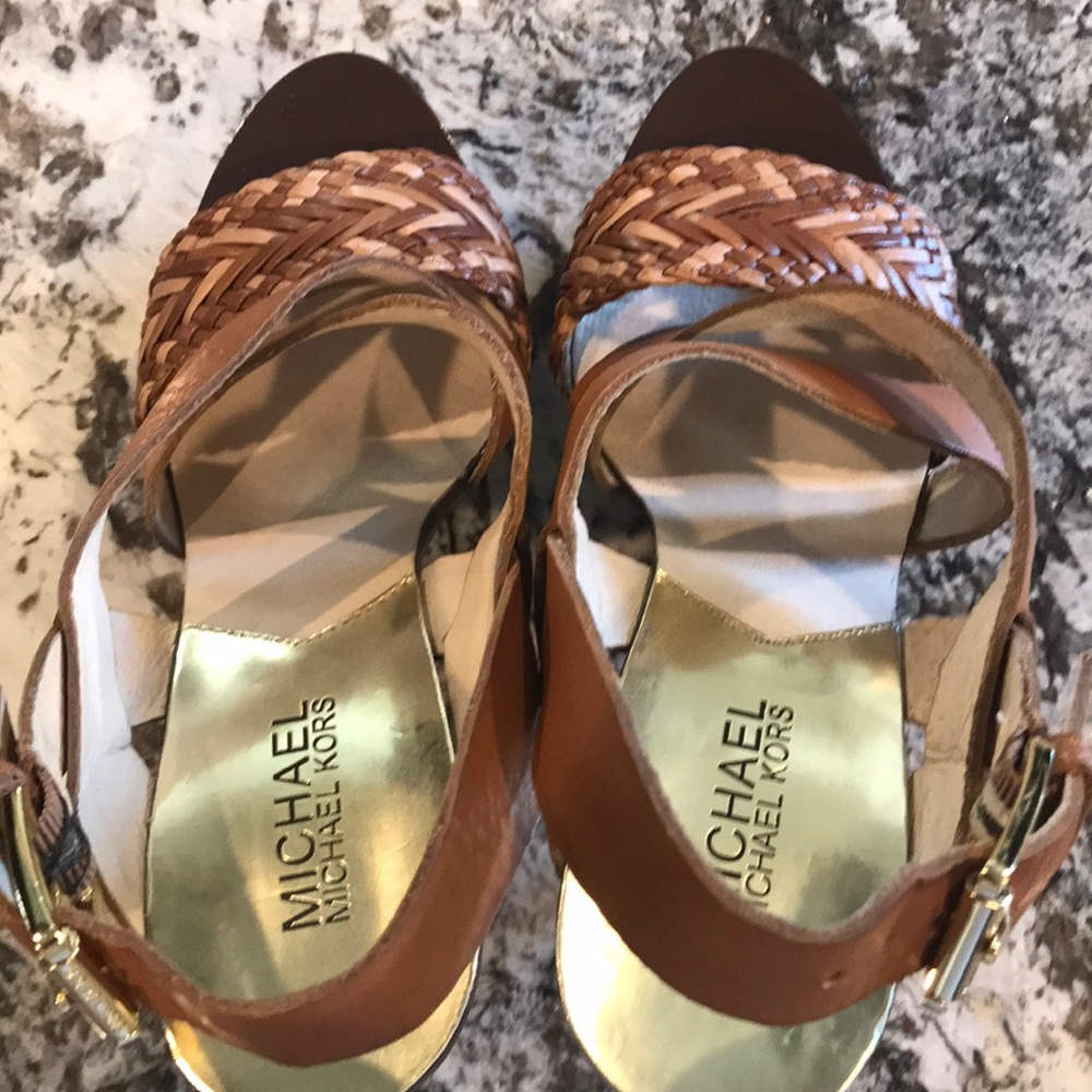 Michael Kors platform high heel - Picture 6 of 8